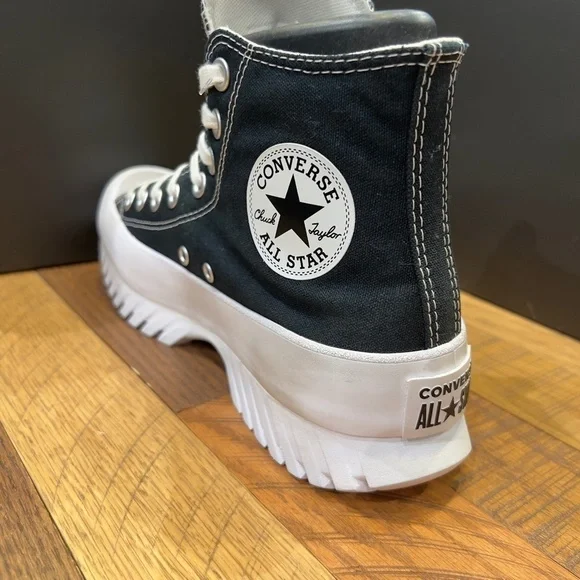 Converse Chuck Taylor All Star Lugged Canvas 2.0 Black High-Top Sneakers - Picture 3 of 4